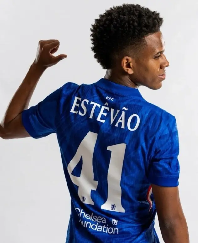 切尔西新援, 同时