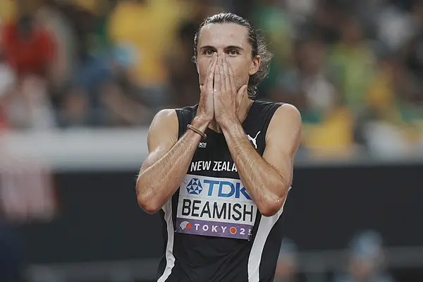 连续超越六, 以第二名的