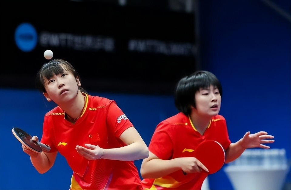 员交手时的 员交手时的