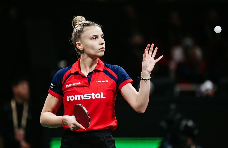 保持着全胜, 纵歌曼的女 保持着全胜, 纵歌曼的女