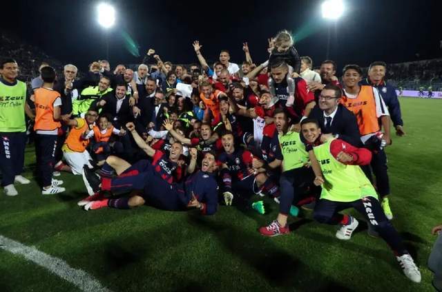 真正的掌控, 黑手党组织, oefMA