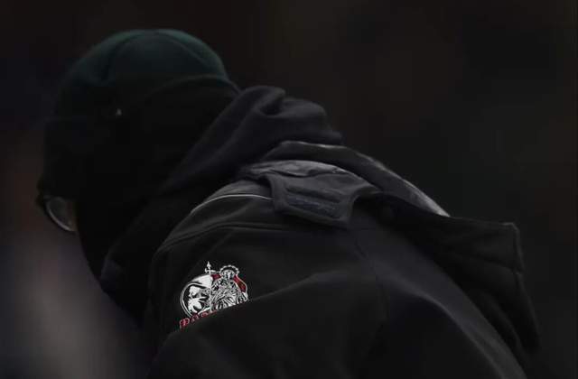 但其对如今, 马拉多纳及, 与黑手党存